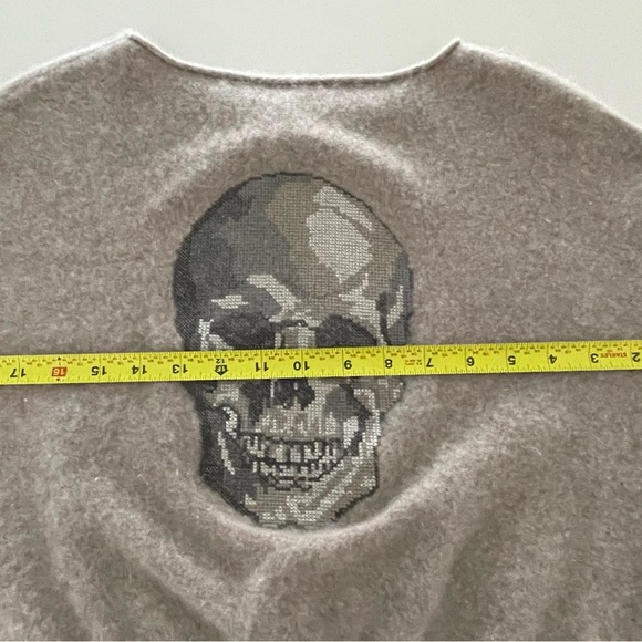 Skull Cashmere Sweater - Picture 7 of 7